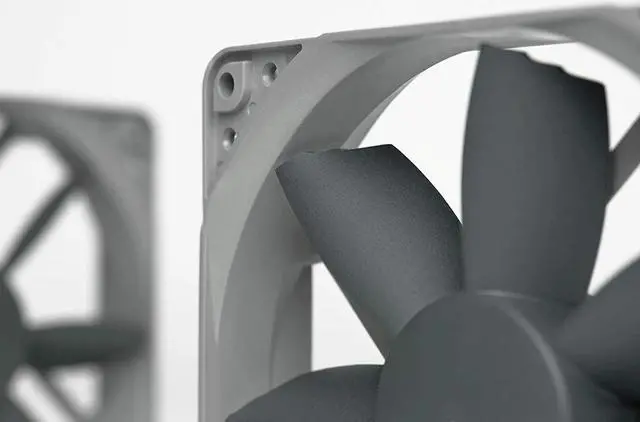 Alt view image 6 of 7 - Noctua NF-S12B redux-700, Ultra Quiet Silent Fan, 3-Pin, 700 RPM (120mm, Grey)