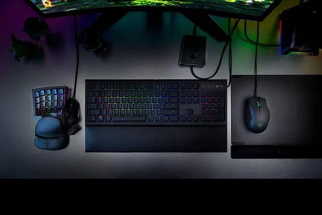 Alt view image 6 of 6 - Tartarus V2 Chroma Gaming Keypad: Mecha-Membrane Key Switches - 32 Fully Programmable Keys - 8-Way Thumbpad & Scroll Wheel - Detachable Palm Rest - Classic Black