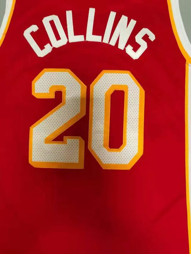 Alt view image 2 of 4 - Atlanta Hawks collins red Basketball Jersey Large