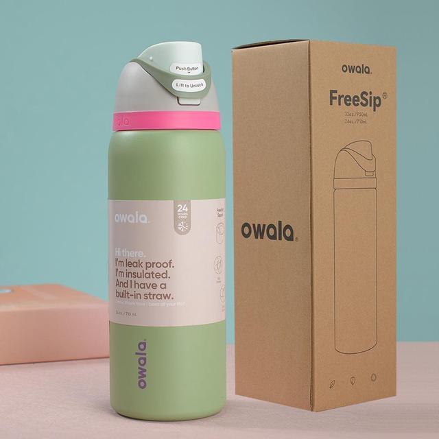 Main image of Owala FreeSip Stainless Steel Insulated Water Bottle  32oz Dark Green