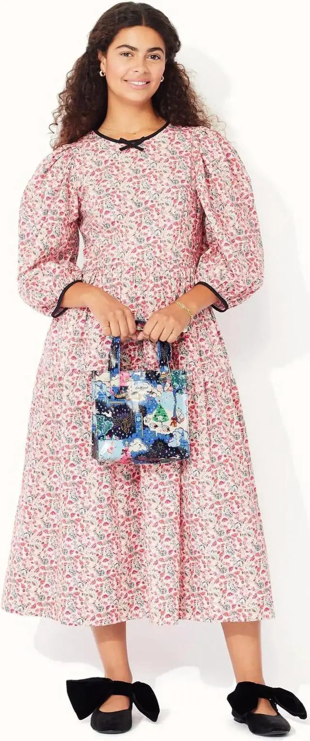 Alt view image 3 of 7 - Cath Kidston S Bookbag Small Size Open Top Handled Handbag Lunch Bag Water Resistant Oilcloth Tote Christmas in London Pattern Navy Color