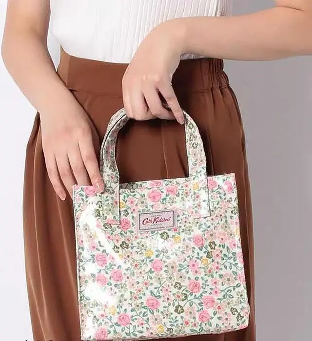 Alt view image 3 of 7 - Cath Kidston S Bookbag Small Size Open Top Handled Handbag Lunch Bag Water Resistant Oilcloth Tote Small Flowers Floral Pattern (Hedge Rose Cream Color)