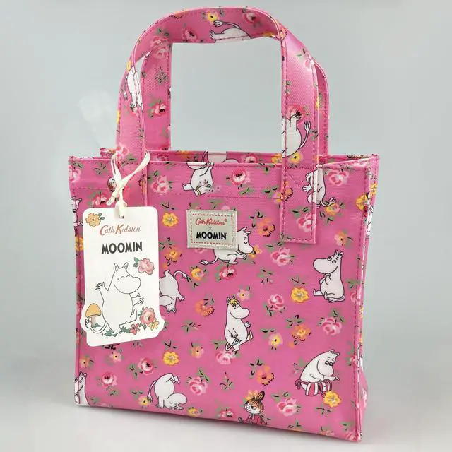 Alt view image 4 of 7 - Cath Kidston x Moomin Limited Edition Small Bookbag S Size Open Top Handled Handbag Lunch Bag Water Resistant Oilcloth Tote Moonins Linen Sprig Floral Pattern Pink Color