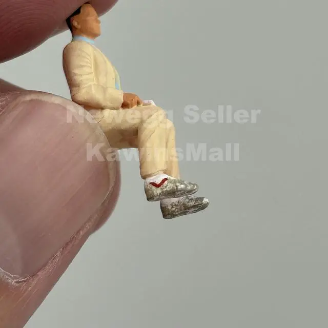 Alt view image 5 of 6 - 1:64 Scale Forrest Gump Figurine with His Suitcase Sitting on Bench Handprinted Resin Statue Figures Diorama for Desktop Decoration