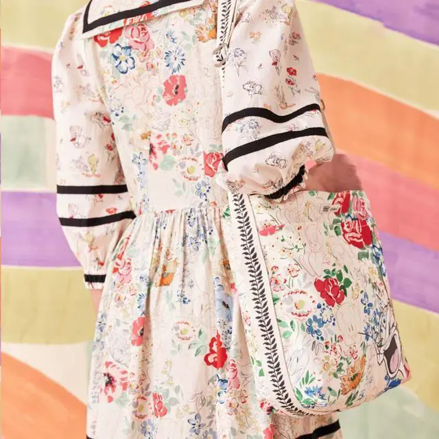 Alt view image 5 of 7 - Cath Kidston x Looney Tunes Special Edition Zipped Messenger Bag Women Crossbody Bag Tunes Blooms Bugs Bunny Porky Pig and Tweety Bird in Flowers Pattern Cream Color