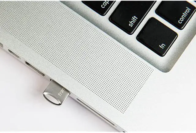 Alt view image 6 of 7 - 32GB JetFlash 710 USB 3130 Flash Drive TS32GJF710S