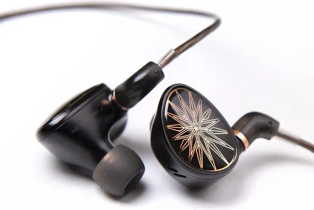 Alt view image 2 of 5 - Whizzer Kylin HE03D High Performance LDC Diaphragm Dynamic Driver(1DD) 6N OCC Cables IEMs in-Ear Earphone