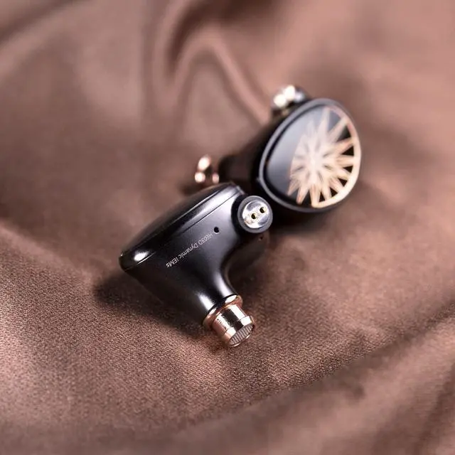 Alt view image 4 of 5 - Whizzer Kylin HE03D High Performance LDC Diaphragm Dynamic Driver(1DD) 6N OCC Cables IEMs in-Ear Earphone