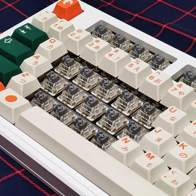 Alt view image 5 of 5 - Gateron Pro 2.0 Switch 3-Pin Prelubricated RGB Yellow Red Brown Compatible MX Mechanical Keyboard (108pcs Pro 2.0 Silver)