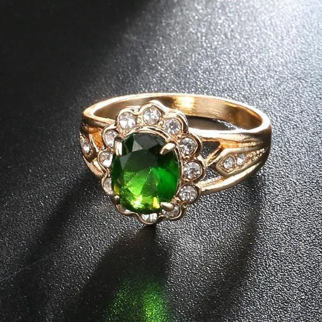 Alt view image 2 of 5 - Fashion Vintage Oval Green Gem Diamond Ring 10