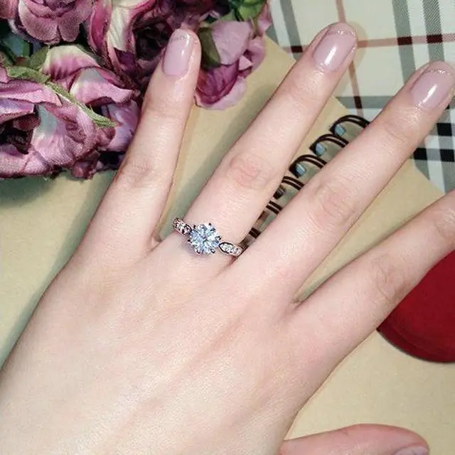 Alt view image 3 of 3 - Female Classic Crystal Six-Claw Diamond Ring Wedding Ring 7 (Rose Gold)