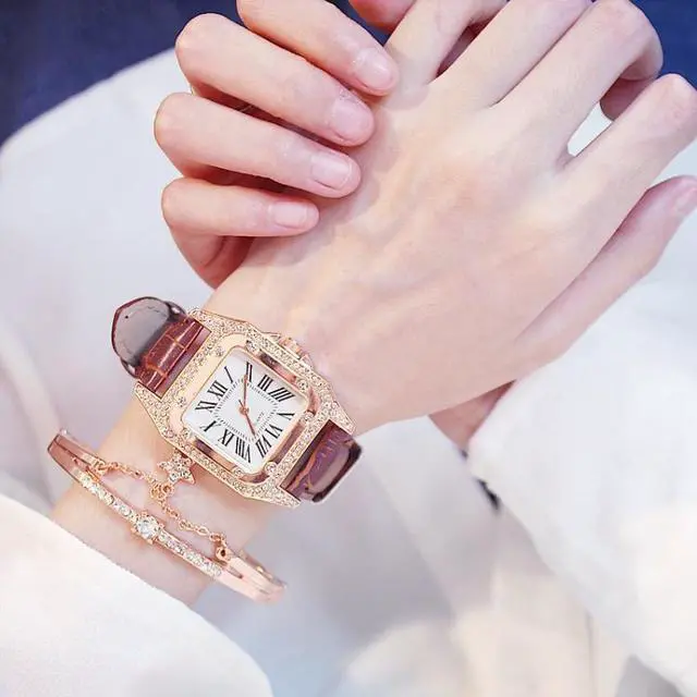 Alt view image 4 of 4 - Women Tonneau Square Strap Quartz Watch, Color: White, Size:White