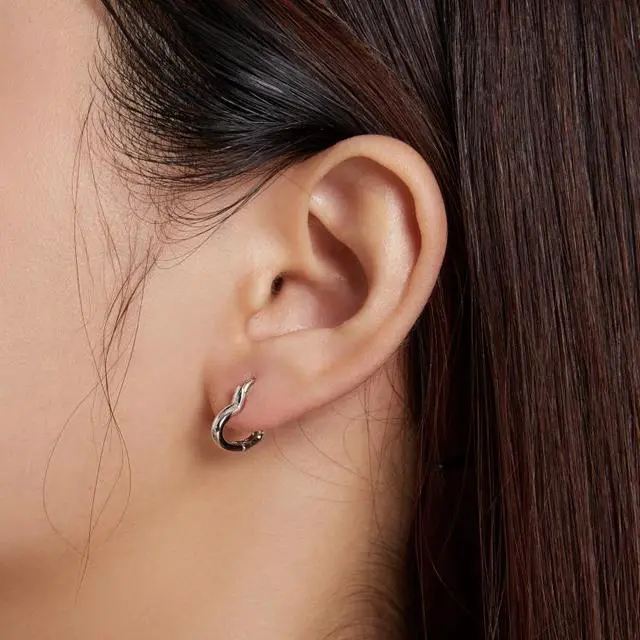 Alt view image 5 of 7 - S925 Sterling Silver Heart-shaped Hollow Ear Stud Women Earrings Heart-shaped Hollow(Gold) (Gold)