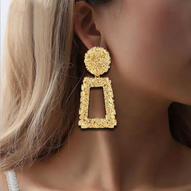 Main image of Metal Earrings Simple Geometric Embossed Floral Earrings Retro Fashion Personality Earrings (gold) Gold