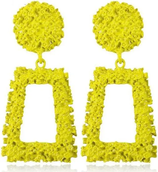 Main image of Exaggerated Scrub Geometric Earrings Trapezoidal Long Metal Earrings (Yellow)