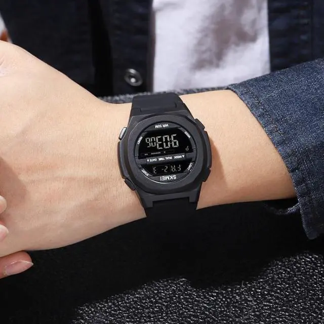 Alt view image 3 of 7 - SKMEI 1821 Stainless Steel Buckle Silicone Strap Electronic Watch (Black Gold)