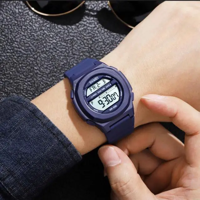 Alt view image 7 of 7 - SKMEI 1821 Stainless Steel Buckle Silicone Strap Electronic Watch (Black Gold)