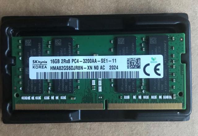 SK Hynix HMA82GS6DJR8N-XN 16G DDR4 3200 16GB 2Rx8 PC4-3200AA-SE1