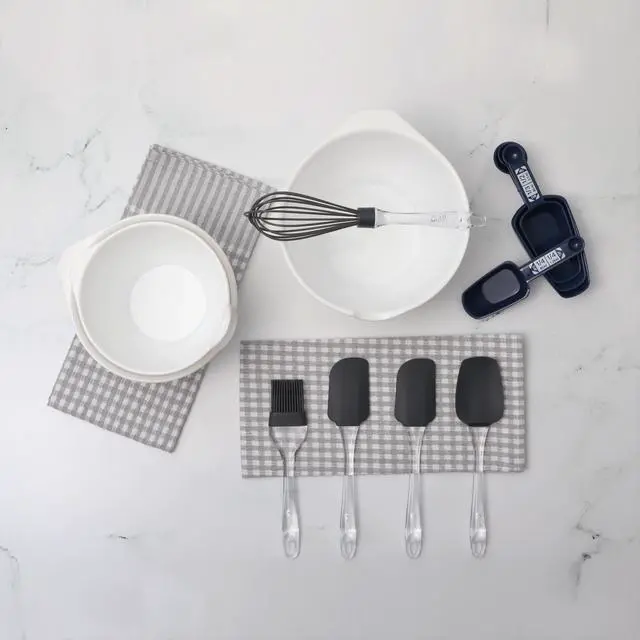 Main image of GLAD Baking Basics in White & Grey
