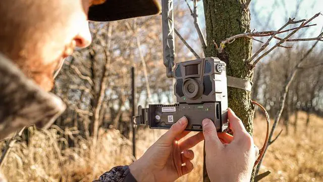 Alt view image 5 of 6 - Tactacam Reveal X Gen 2.0 LTE Cellular Trail Camera Reveal External Solar Panel