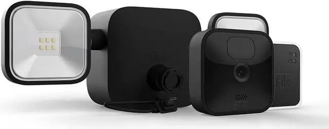 Alt view image 4 of 4 - Blink Floodlight camera - Wireless smart security Outdoor camera (3rd Gen) + LED mount, two-year battery, motion detection - 1 camera system (Black)