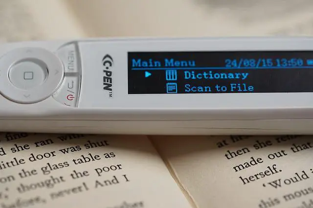 Alt view image 3 of 6 - ReaderPen/C-Pen/Reading Support/Human Reader Alternative/Classroom aid