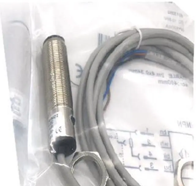 Main image of SICK VTE18-3F4440 Photoelectric proximity sensor ,PNP,New