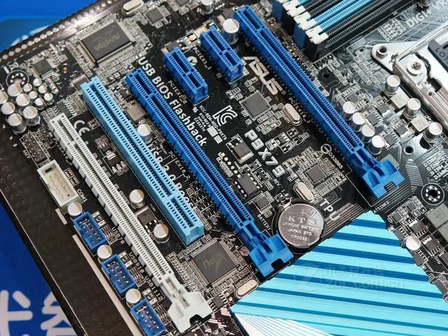 Alt view image 3 of 3 - ASUS P9X79 LGA 2011 DDR3 64GB ATX Motherboard