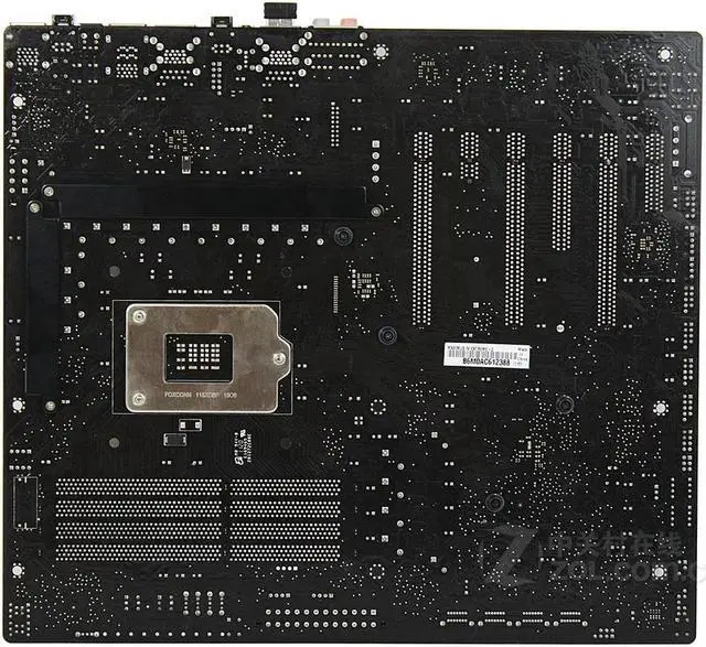 Alt view image 4 of 5 - ASUS Maximus IV Extreme-Z LGA 1155 DDR3 32GB E-ATX Motherboard