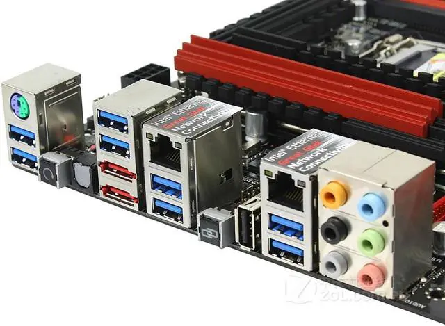 Alt view image 5 of 5 - ASUS Maximus IV Extreme-Z LGA 1155 DDR3 32GB E-ATX Motherboard