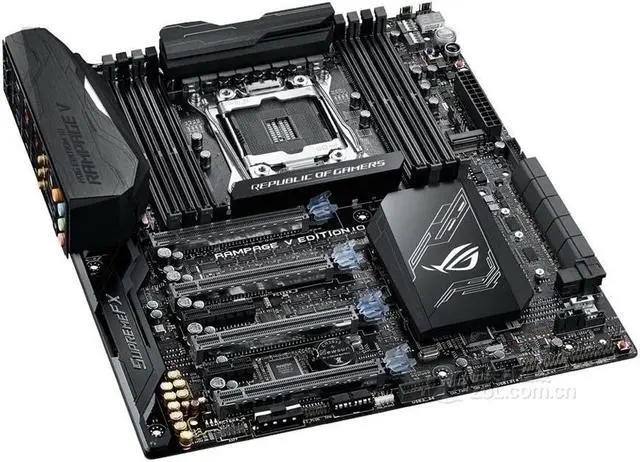 Alt view image 2 of 4 - ASUS ROG RAMPAGE V EDITION 10 LGA 2011-V3 DDR4 128GB E-ATX Motherboard