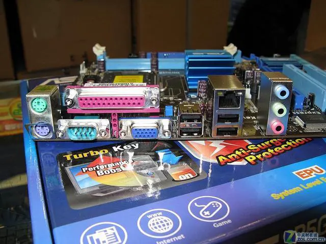 Alt view image 4 of 4 - ASUS P5G41T-M LX LGA 775 DDR3 8GB Micro ATX Motherboard