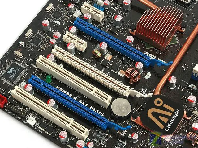 Alt view image 4 of 5 - ASUS P5N32-E SLI Plus LGA 775 DDR2 8GB ATX Motherboard