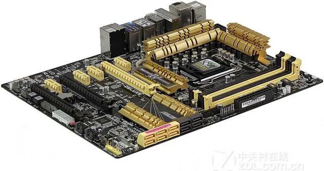 Alt view image 3 of 4 - ASUS Z87-Deluxe LGA 1150 DDR3 32GB ATX Motherboard