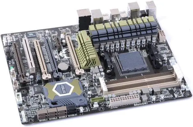 Alt view image 3 of 5 - ASUS SABERTOOTH 990FX Socket AM3+ DDR3 32GB ATX Motherboard