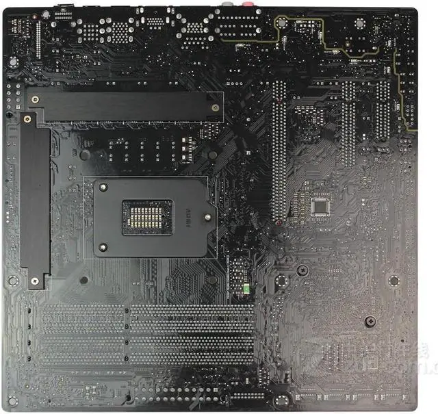 Alt view image 2 of 4 - ASUS Maximus VI Gene LGA 1150 DDR3 32GB Micro ATX Motherboard