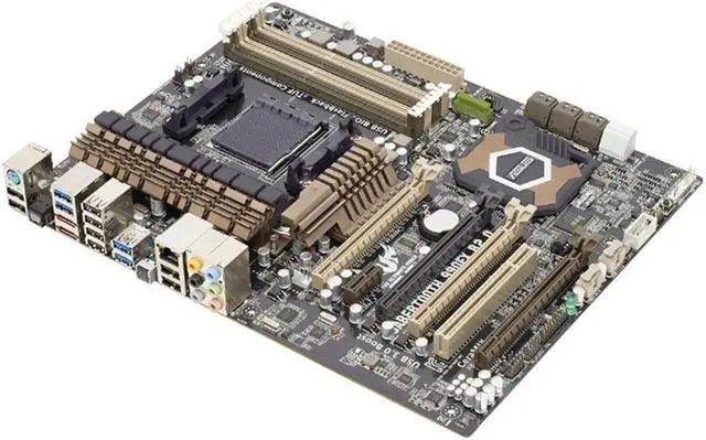 Alt view image 2 of 3 - ASUS SABERTOOTH 990FX R2.0 Socket AM3+ DDR3 32GB ATX Motherboard