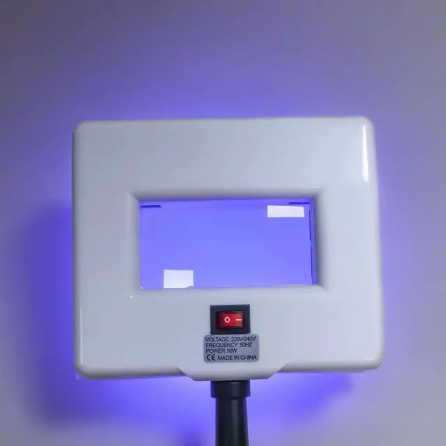Alt view image 3 of 5 - Woods Lamp For Skin UV Magnifying Lamp For Beauty Facial Skin Analyzer Testing Wood Lamp Light Facial Analysis Device