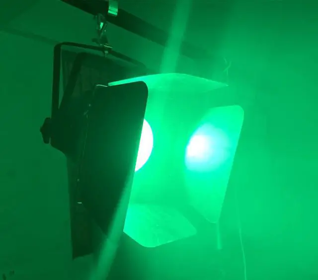 Alt view image 2 of 5 - 200W COB LED par light With Barn Doors RGBWA UV 6in1/RGBW 4in1/RGB 3in1/ Warm White Par64 led wash dj light Stage Dmx controll