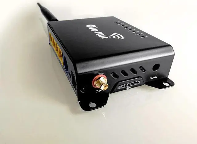 Alt view image 4 of 5 - WE826-Q 3G 4G wifi router 2.4ghz Wifi Router modem 4G with sim card slot wifi amplifier 2 antennas 300mbps openwrt router