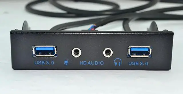 Main image of 3.5" 2 Ports USB 3.0 Hub with HD Audio Output + Mic Connector Adapter , 20Pin 3.5 Inch Internal Floppy Front Panel Bracket