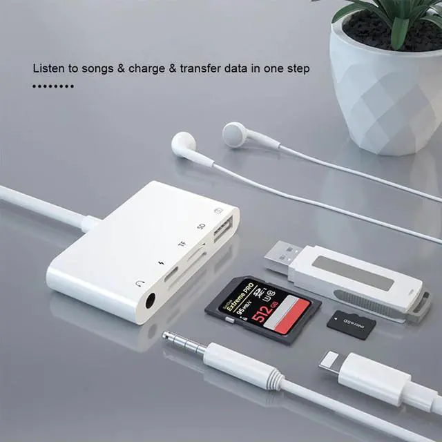 Main image of C67 Lightning to USB3.0 SD TF 3.5MM Audio 5IN1 Adapter MicroUSB USB Card Reader For Iphone 6 7 8 11 X IOS13 Multi Convert