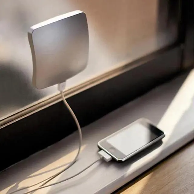 Main image of Power Bank 1800/2600/5200mAh USB Charger Car Window Round Sucker Style Phone Charger Portable External battery