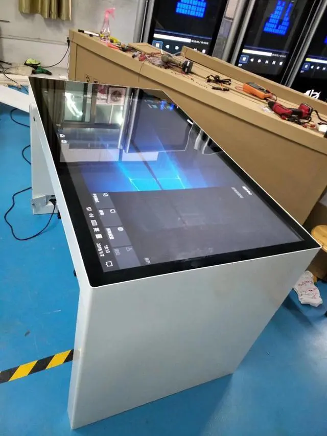 Main image of 43/49 inch Multi-purpose multifunction LCD Social Media Display Kiosk /Digital Signage/ touch screen Display monitor