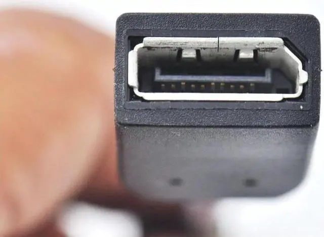 Alt view image 4 of 5 - 703216-001 | SP 708463-001 For HP Mini Display Port (DP) to Display Port cable