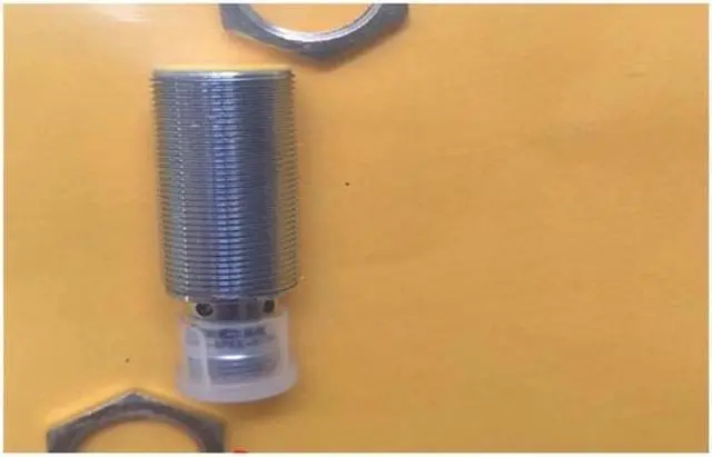 Alt view image 2 of 3 - TURCK BI8U-M18E-AP6X-H1141 1644735 Inductive sensor PNP