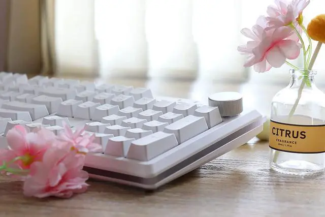 Alt view image 4 of 7 - i-rocks K71M Mechanical Gaming Keyboard with Media Control Knob (Gateron Blue Switches, White)