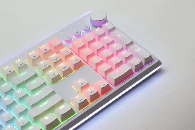 Alt view image 7 of 7 - i-rocks K71M Mechanical Gaming Keyboard with Media Control Knob (Gateron Blue Switches, White)