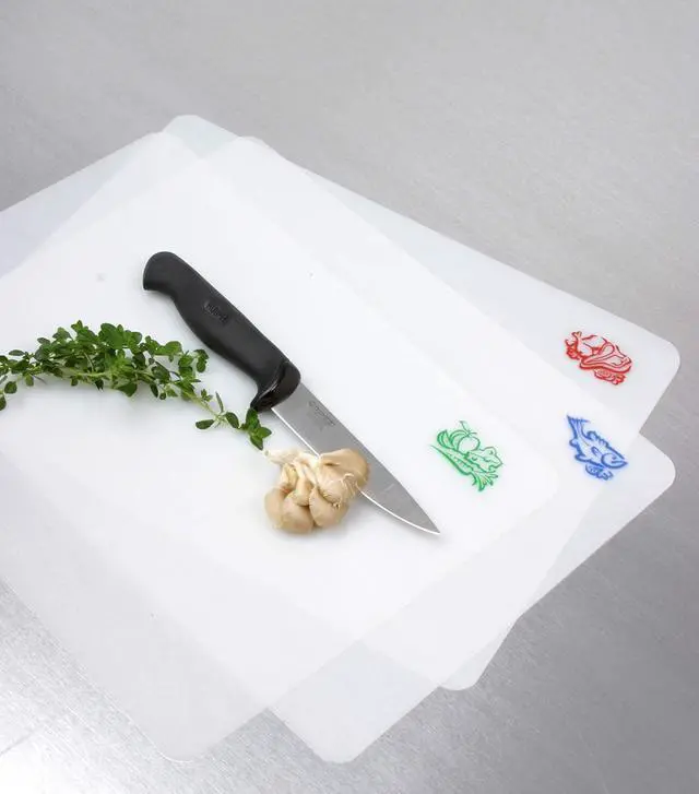 Alt view image 3 of 7 - Norpro Icon Cut N Slice Flexible Cutting Boards, 11.5in/29cm x 15in/38cm, White, Set of 3
