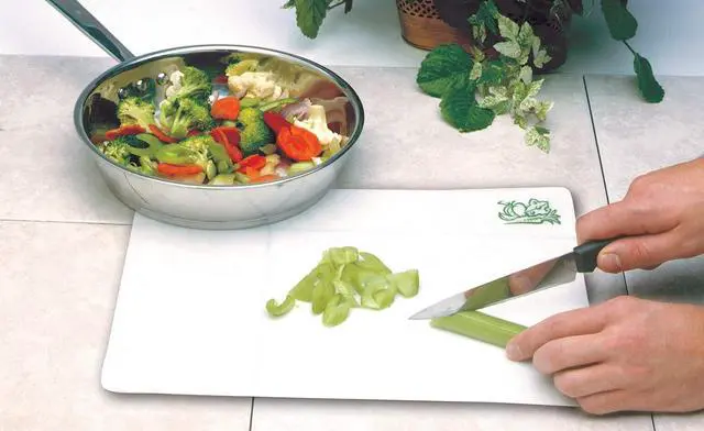 Alt view image 6 of 7 - Norpro Icon Cut N Slice Flexible Cutting Boards, 11.5in/29cm x 15in/38cm, White, Set of 3